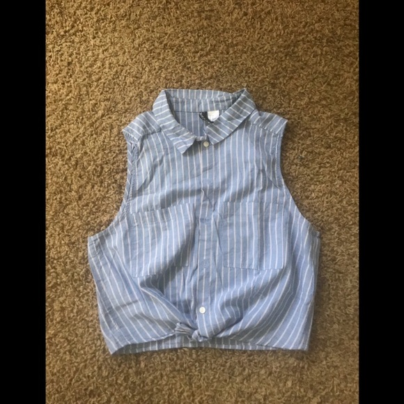 Top - Picture 2 of 3